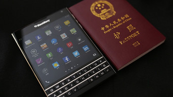 神器，小众机 — BlackBerry 黑莓 Passport 使用评测