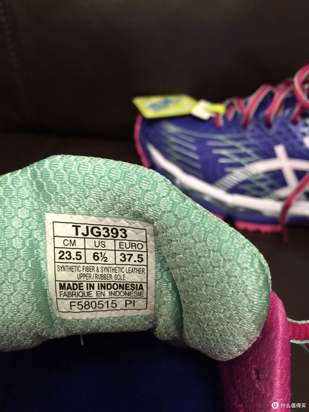 Asics 亚瑟士 GEL-NIMBUS 17跑鞋附日亚ASICS尺码感受