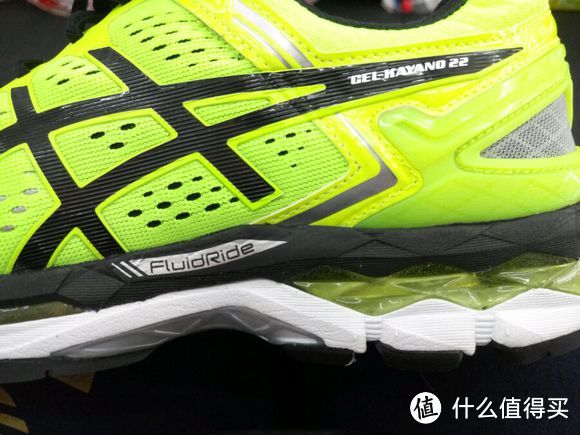 新一代的支撑系旗舰 ASICS 亚瑟士 GEL-KAYANO 22 跑鞋 日版