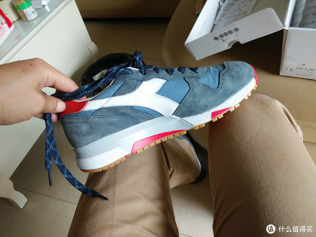 在剁手的路上越走越远：DIADORA 迪亚多纳 TRIDENT 90 & Saucony 圣康尼 GRID 9000 跑鞋