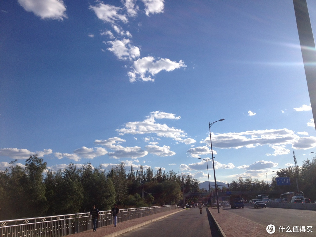 夏天一败涂地——初秋坐在吹热风的屋里吃着雪糕回忆夏天的那段骑行