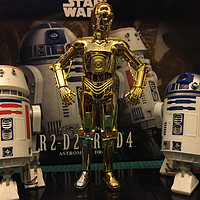 BANDAI 万代 星战系列 — 1/12 礼仪机器人C3-PO & 维修机器人R2-D2、R5-D4 开箱