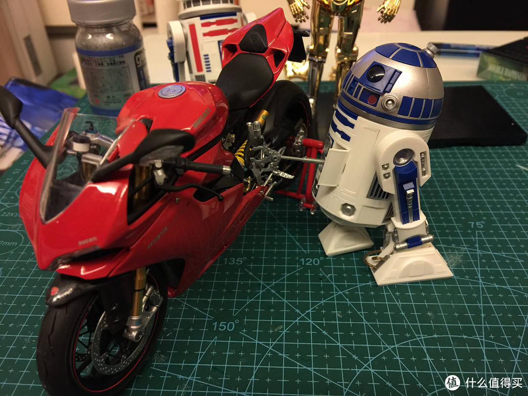 BANDAI 万代 星战系列 — 1/12 礼仪机器人C3-PO & 维修机器人R2-D2、R5-D4 开箱