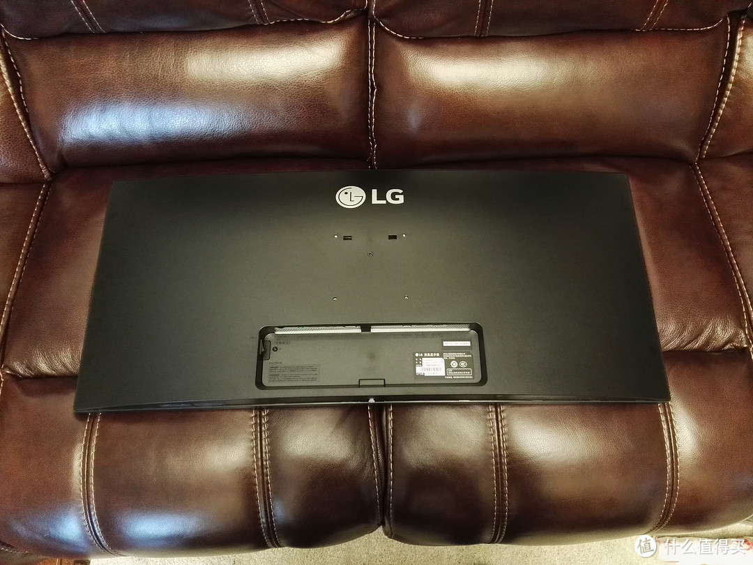LG 34UC87C 34英寸显示器 & Loctek 乐歌 10KG 气弹簧支架 开箱