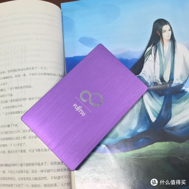 颜值真的有点高：富士通 移动硬盘 + 简单移动硬盘购买指南
