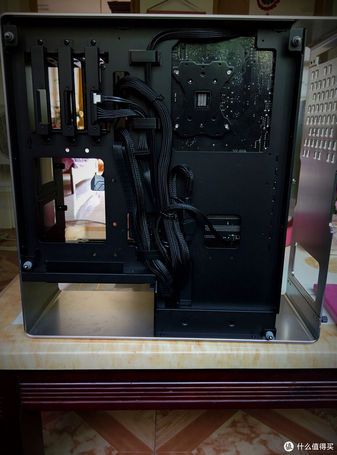 为颜值而生：INWIN 迎广 904机箱 装机实录