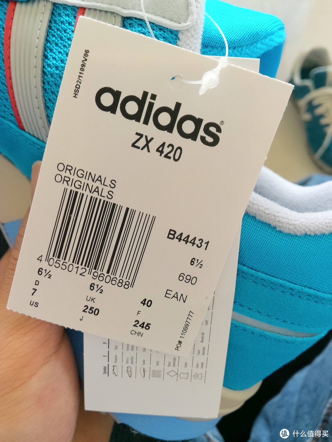 英国阿迪官网购入 adidas 阿迪达斯 ZX420复古鞋 B44431