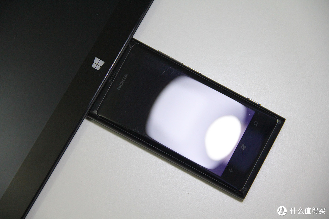 不褪色的美好：忆 Nokia 诺基亚 Lumia 800