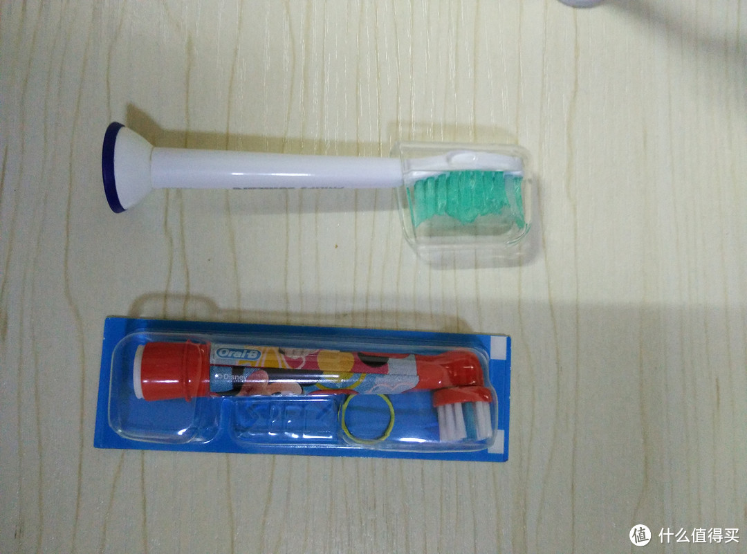 爱护牙齿，从乳牙开始。欧乐B iBrush Kid D10 儿童电动牙刷使用小结。