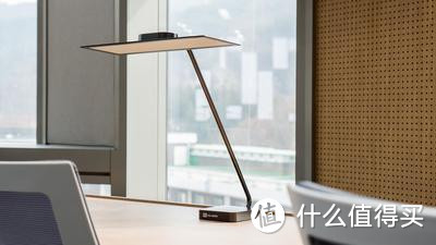 #首晒# 拥抱新一代光源：LG SKY OLED台灯 入手体验