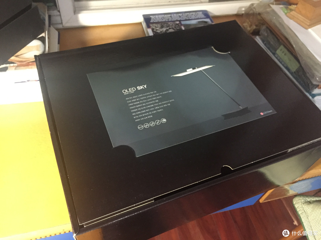 #首晒# 拥抱新一代光源:LG SKY OLED台灯 入手体验