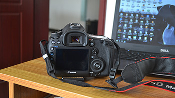 拍车模：佳能（Canon） EOS 5D Mark III 单反套机