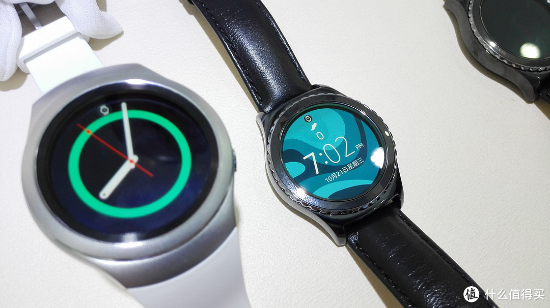 旋转的魅力：SAMSUNG 三星 Gear S2 智能手表国行版开启预售 售价2198元起