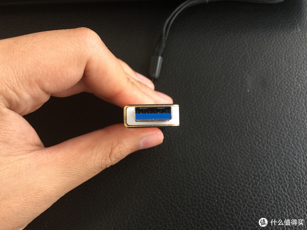 史上最便宜的土豪金 — 台电科技16GB 极速系列 USB3.0及U盘系统安装教程