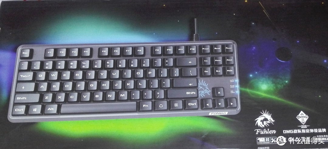 富勒也是蛮拼的，自己的第一款RGB幻彩机械键盘出世