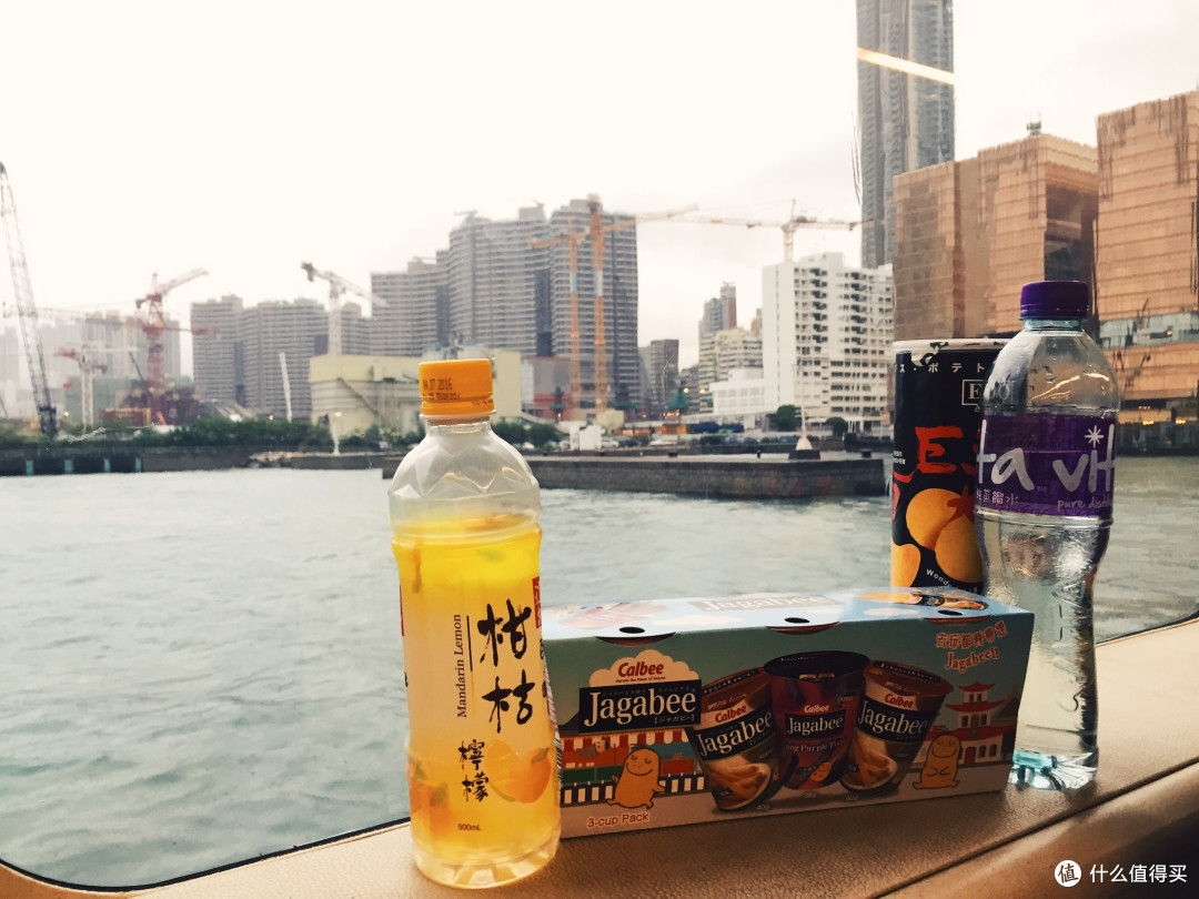 买的喷射船票,速度相对快一点,也不那么颠,没怎么晕船 买的喷射船票,速度相对快一点,也不那么颠,没怎么晕船