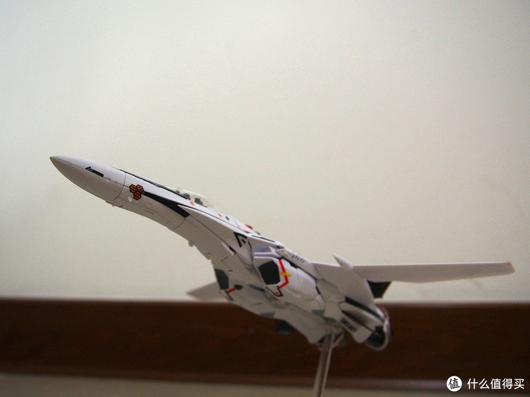 BANDAI 万代 超时空要塞 VF—25F（拼装版）开箱拼装