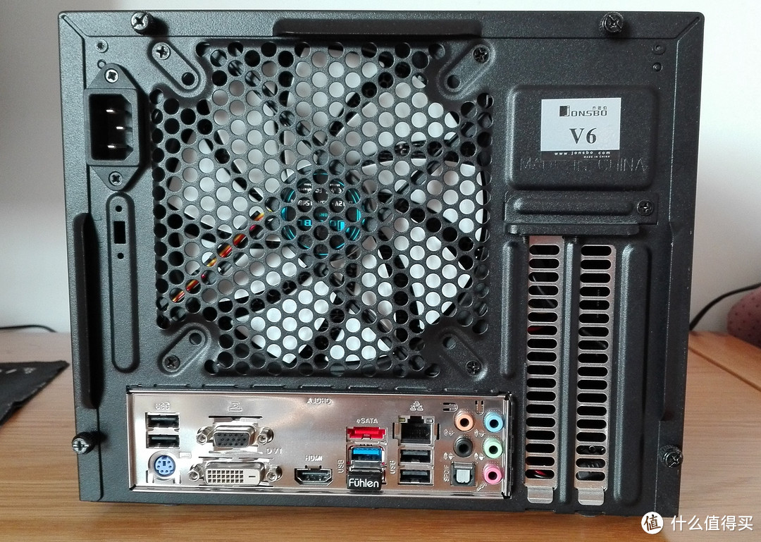 乔思伯V6 DIY 高性价比 NAS + HTPC 二合一家庭媒体中心：硬件篇