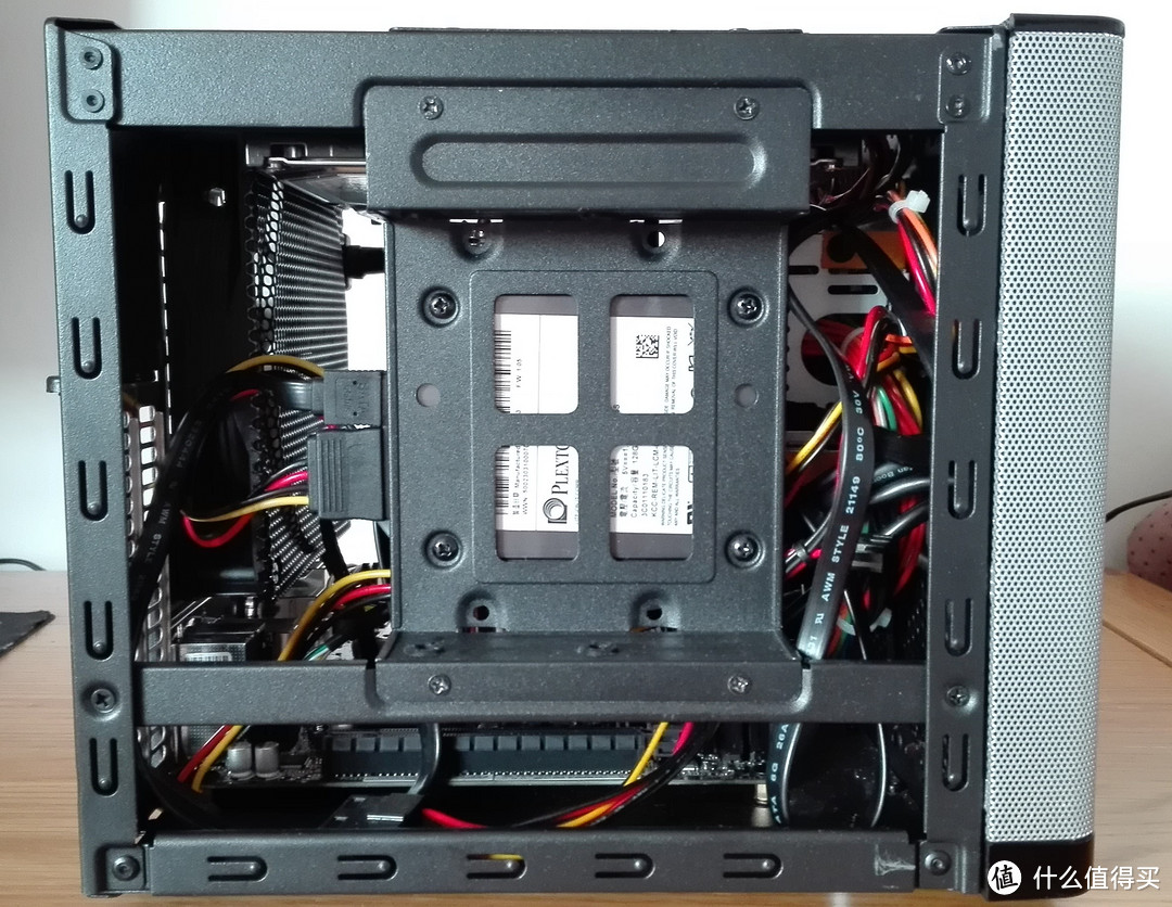 乔思伯V6 DIY 高性价比 NAS + HTPC 二合一家庭媒体中心：硬件篇