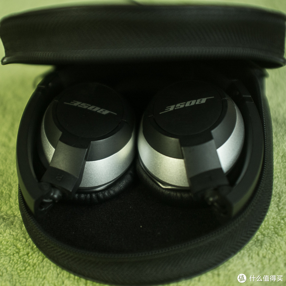 说说我用过的两款耳机：BOSE OE2i VS Bowers & Wilkins P5