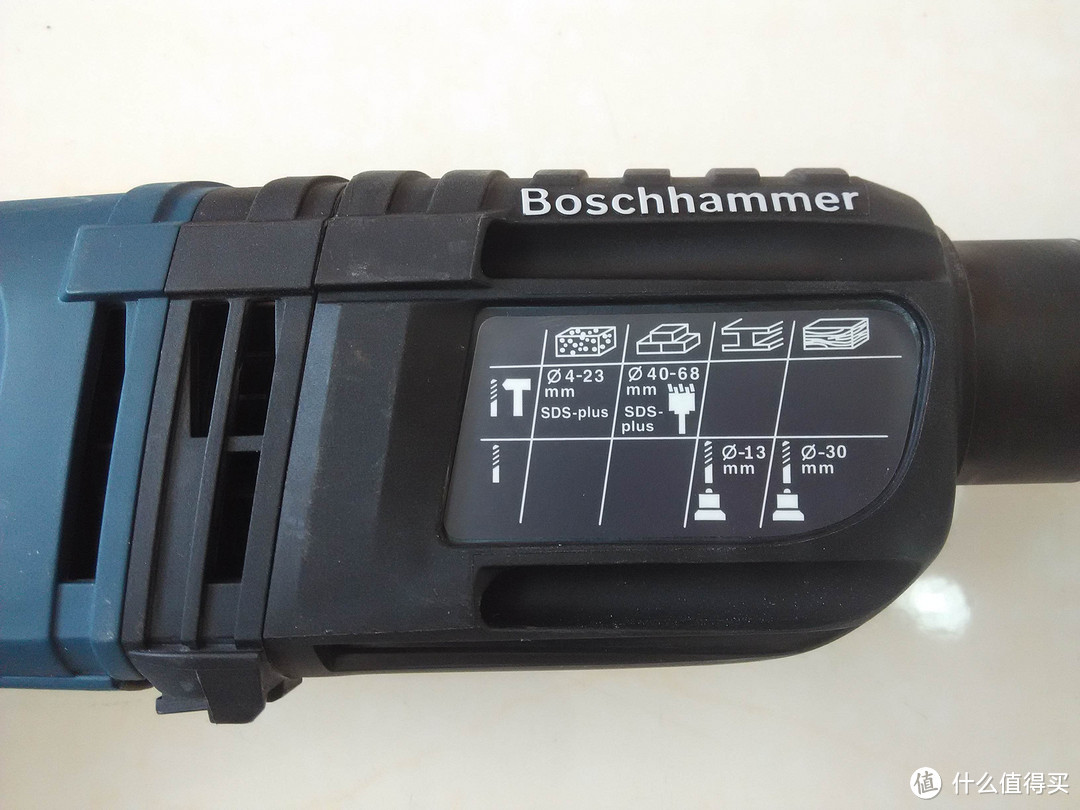 打完孔不喜欢善后？Bosch 博世 GBH2-23 REA 四坑吸尘电锤来搞定