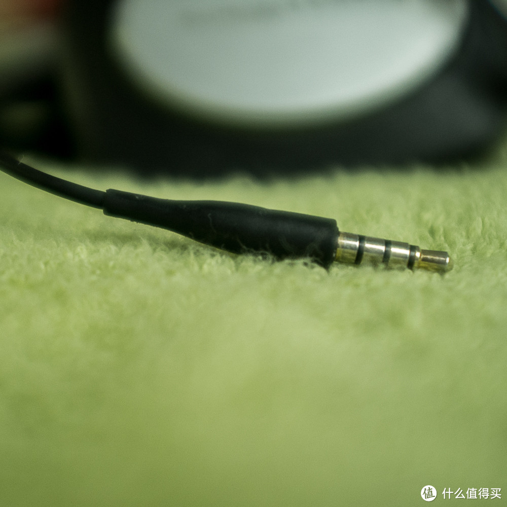 说说我用过的两款耳机：BOSE OE2i VS Bowers & Wilkins P5