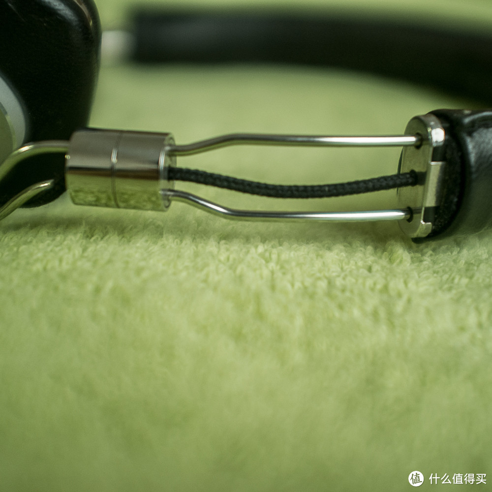 说说我用过的两款耳机：BOSE OE2i VS Bowers & Wilkins P5