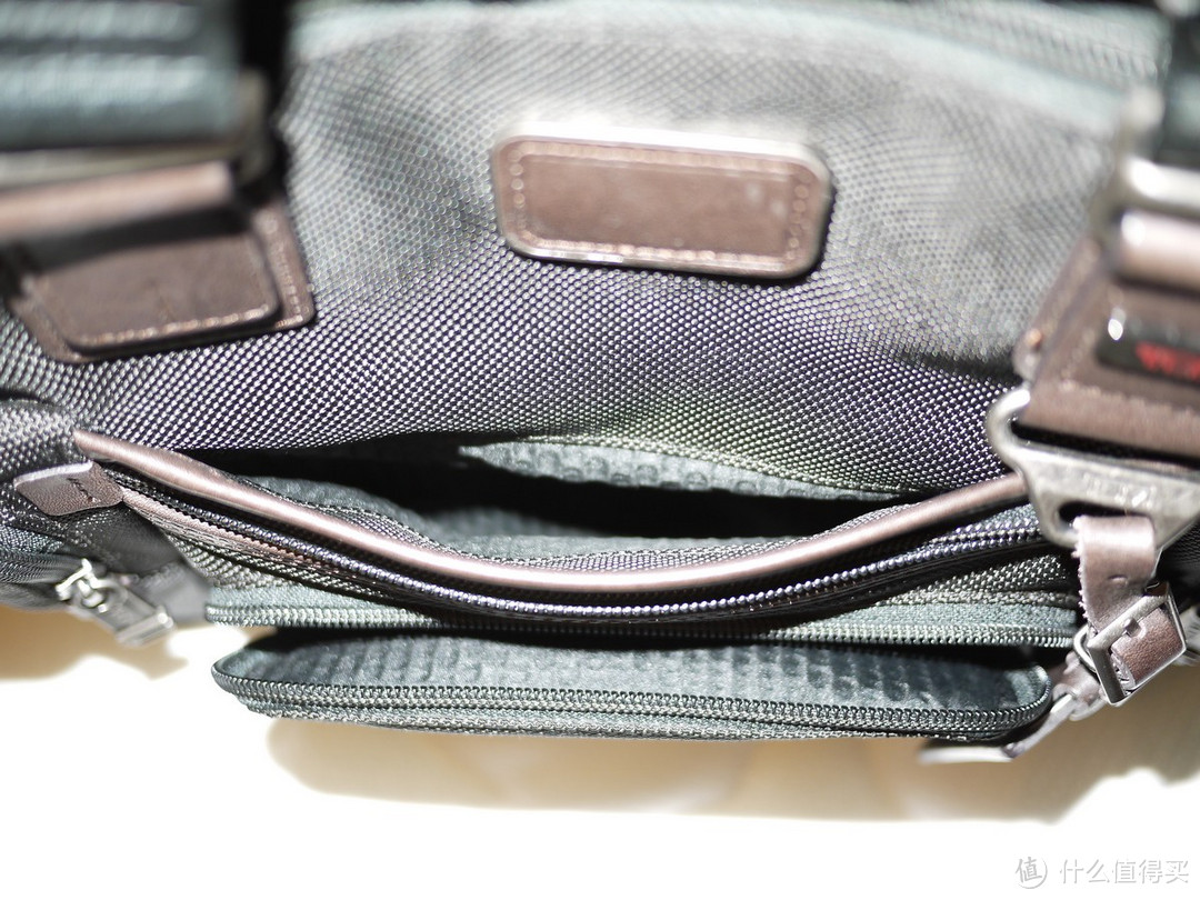 TUMI ALPHA BRAVO BROOKS SLIM BRIEF 手提商务包介绍及使用心得