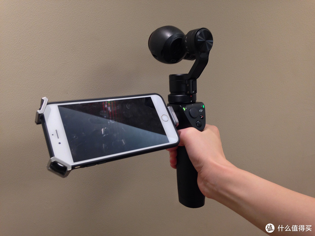 史诗级黑科技 — DJI 大疆 OSMO 手持云台相机 开箱体验