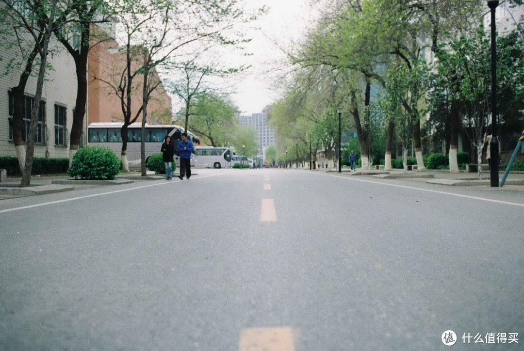 跨越一个时代需要智慧，重回一个时代需要勇气 — Nikon FE2小记