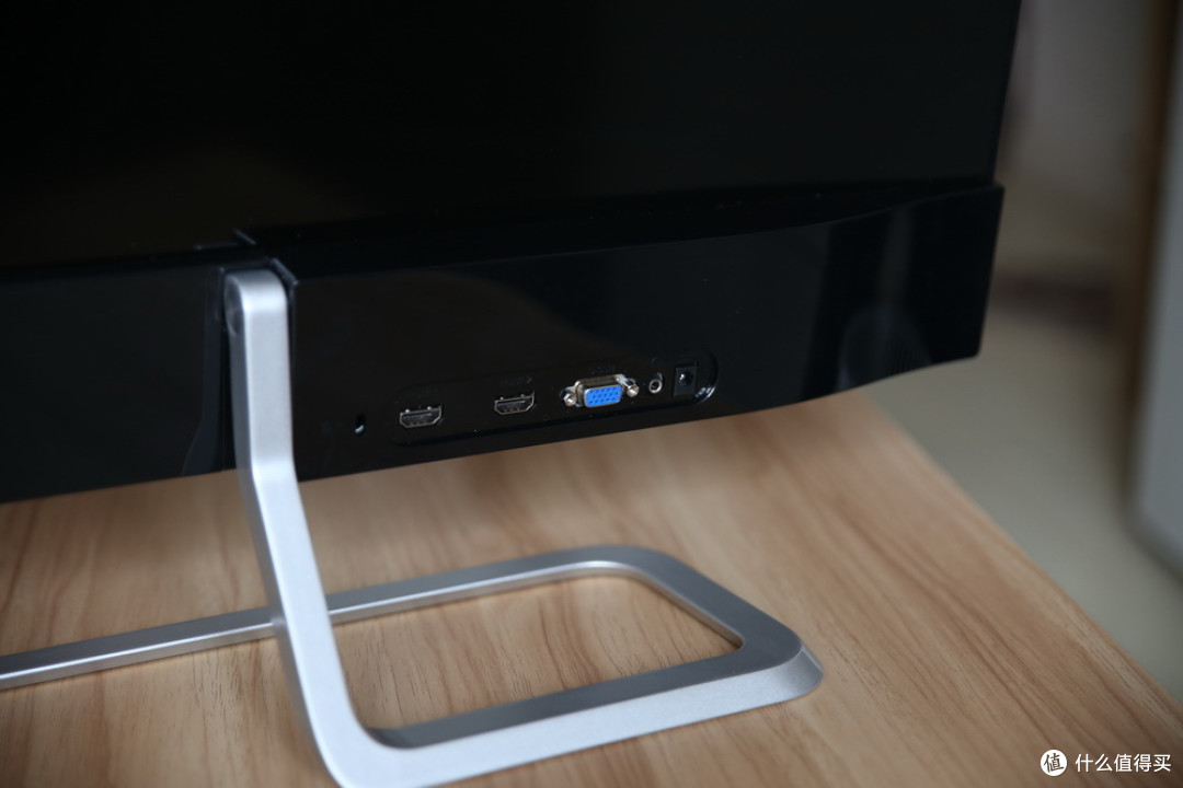 刀锋伍 AOC I2481FX 显示器 开箱体验