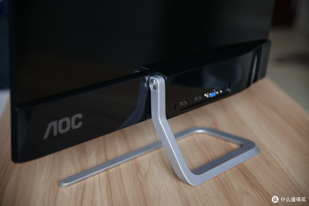 刀锋伍 AOC I2481FX 显示器 开箱体验