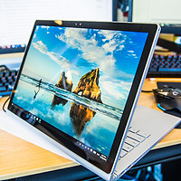 #首晒# 纽约第五大道微软旗舰店开业首发购入Surface Book 笔记本