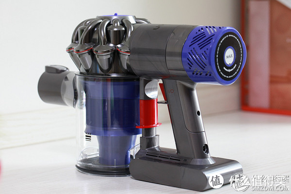 ebay首淘，酷黑的黑科技——Dyson 戴森 V6 Fluffy 无绳真空吸尘器