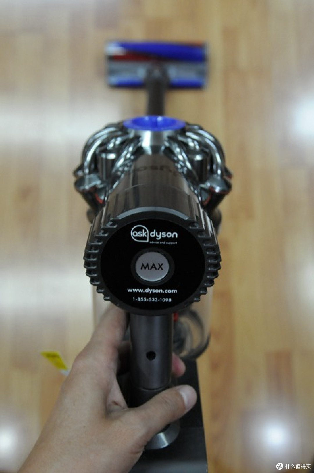 ebay首淘,酷黑的黑科技——Dyson 戴森 V6 Fluffy 无绳真空吸尘器