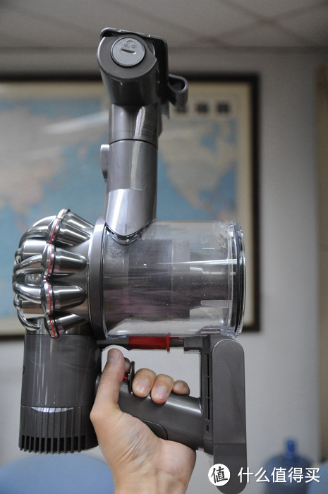 ebay首淘,酷黑的黑科技——Dyson 戴森 V6 Fluffy 无绳真空吸尘器