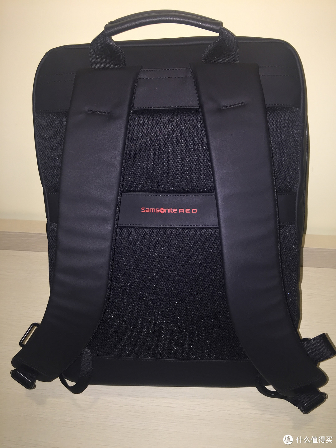 15.6寸电脑的明（被）智（迫）之选：Samsonite 新秀丽 I35系列 双肩包