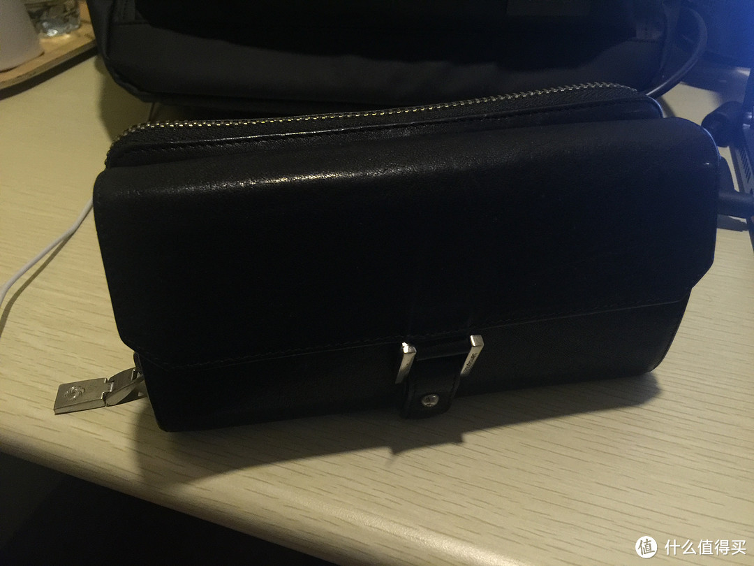 15.6寸电脑的明（被）智（迫）之选：Samsonite 新秀丽 I35系列 双肩包