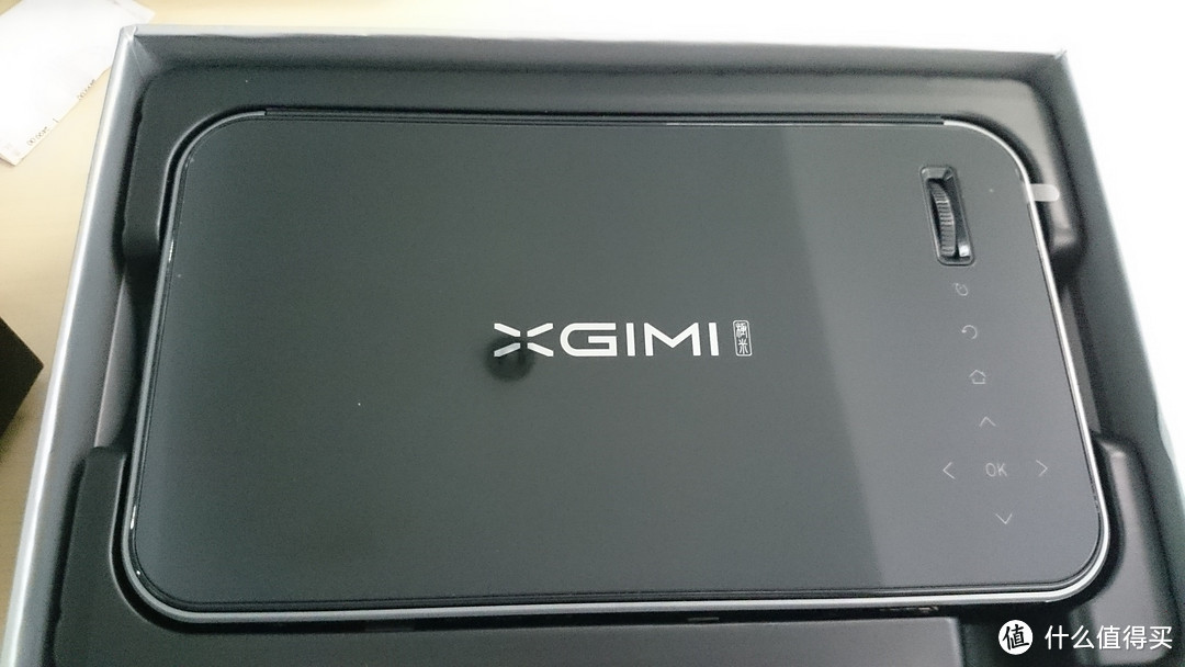 XGIMI 极米 Z3S 开箱体验