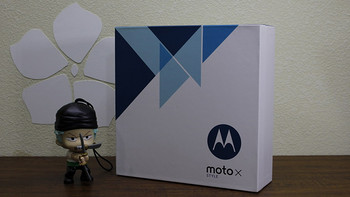 摩托罗拉MOTO X STYLE手机开箱展示(主机|充电器)