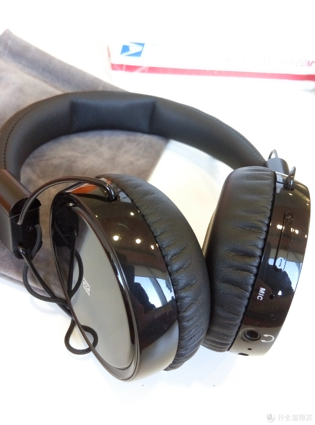 SoundBot® SB270 立体声蓝牙耳机开箱及使用感受
