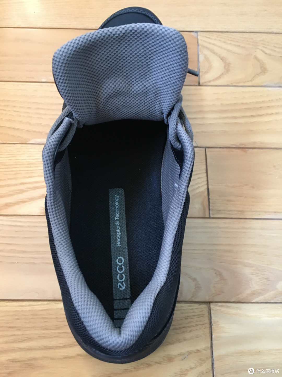 一切为了膝盖—6PM购入ECCO爱步 Sport Light IV开箱