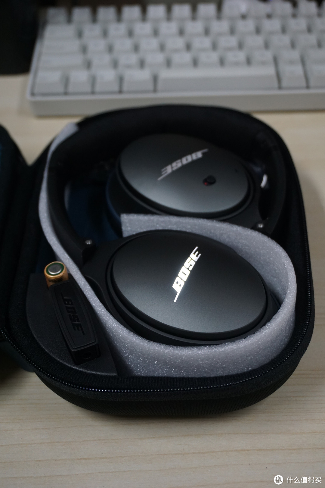 种草多年终斩草：BOSE QuietComfort25 （QC25）封闭式头戴式 降噪耳机