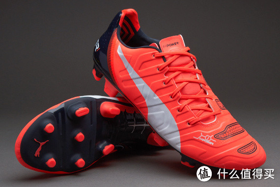 爆裂岩浆：被忽视的 PUMA 彪马 evoPOWER 1.2 Lava Blast 足球鞋