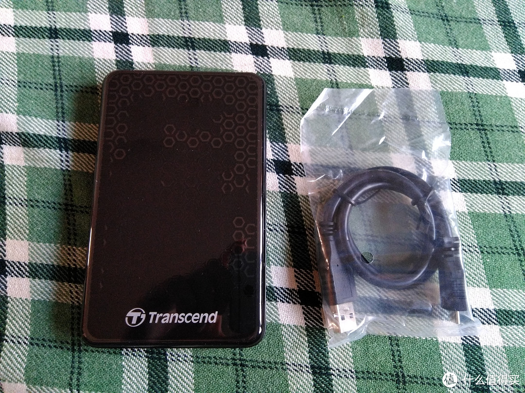 创见（Transcend）暗黑骑士系列 抗震高速移动硬盘 USB3.0 2TB （25A3K）小晒