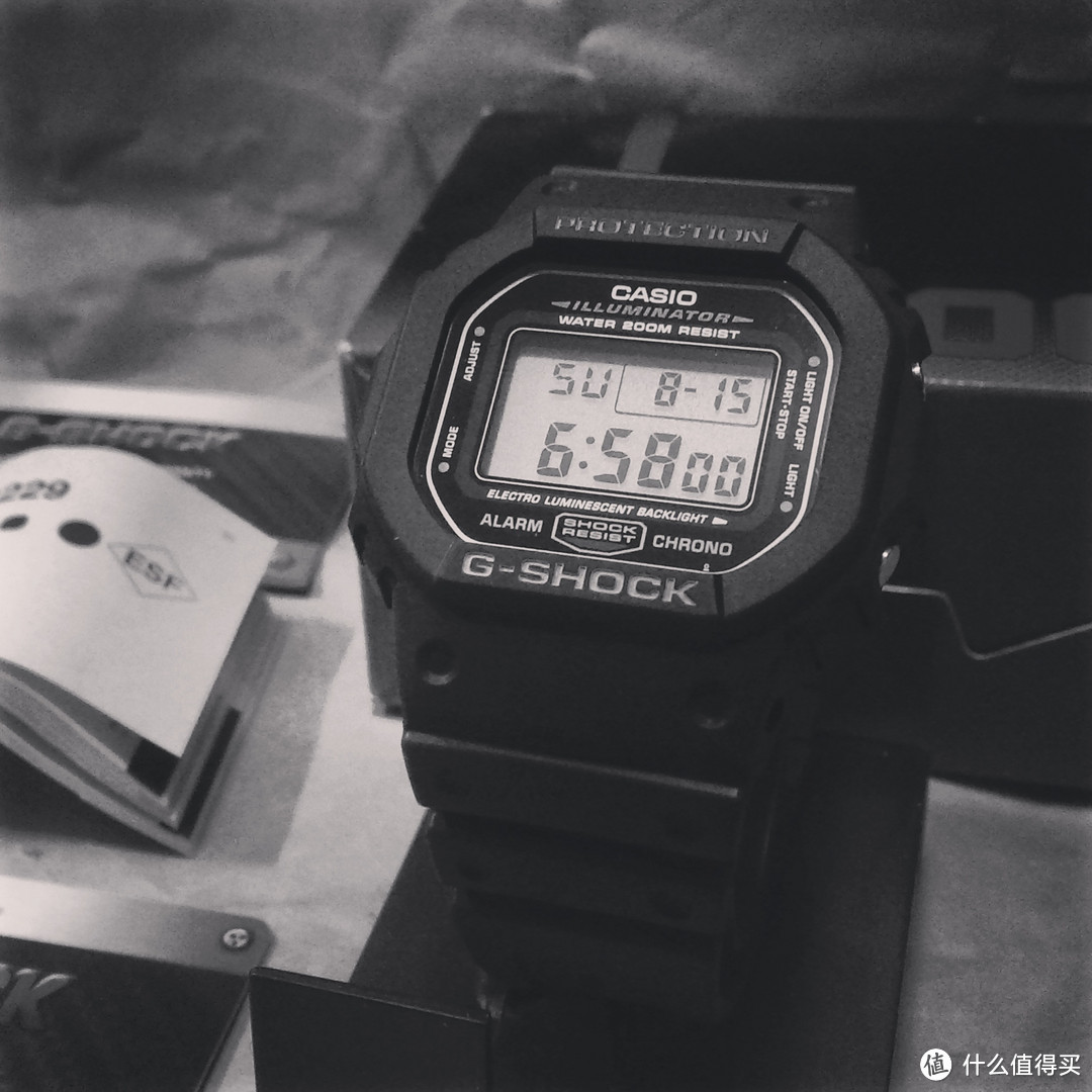 永恒の经典——Casio 卡西欧 G-SHOCK DW5600E 男款腕表