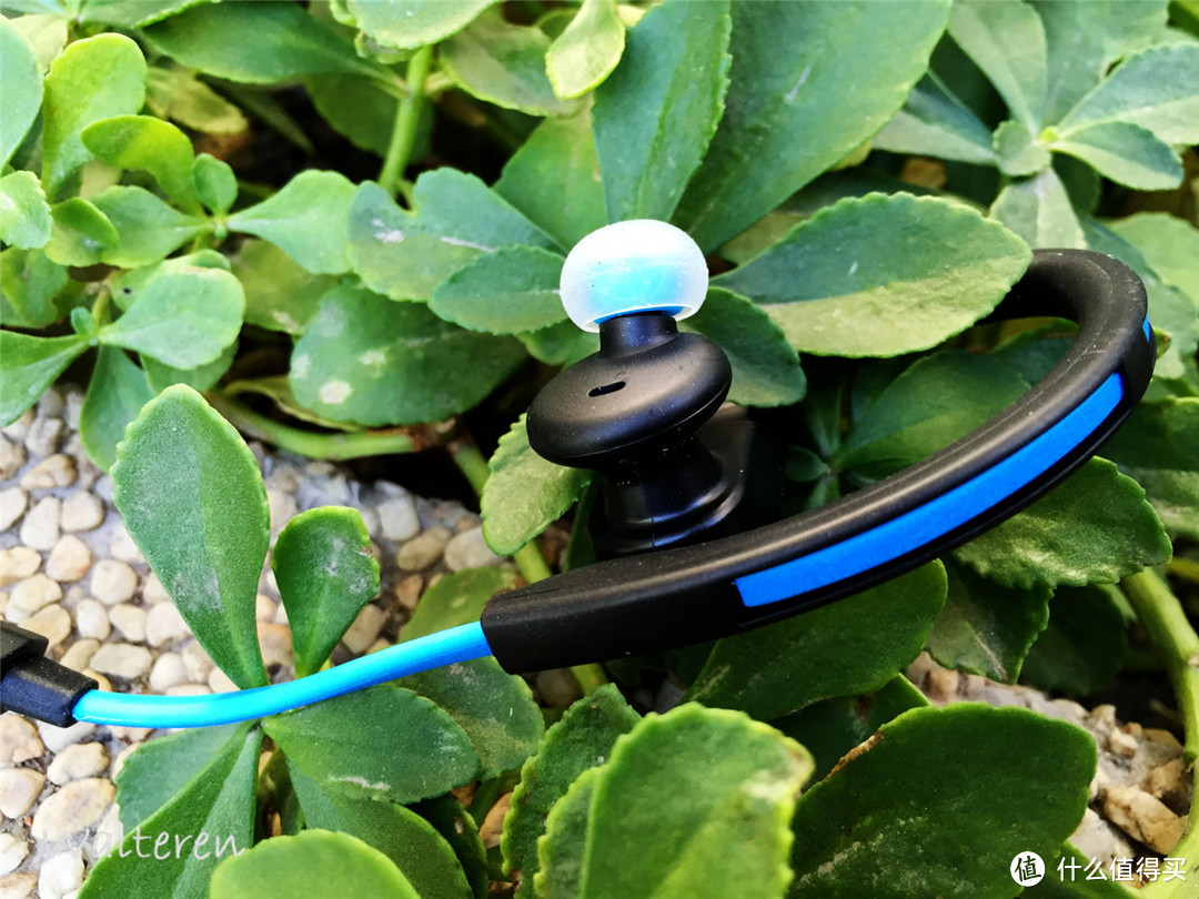 Jabra Sport Pace Wireless，入门级智能运动耳机？真不像…