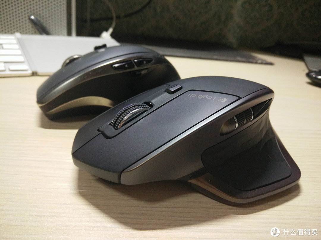 Logitech 罗技 MX MASTER 蓝牙优联双模无线鼠标 及二世四款同堂