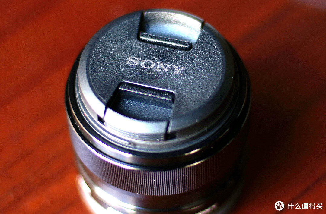 完美合体： SONY 索尼 微单镜头 E 35mm F1.8 OSS 开箱