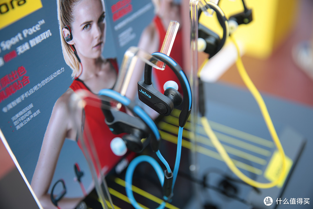 IP54防护等级+轻盈23克:Jabra 捷波朗 发布 PACE 倍驰 无线智能运动耳机